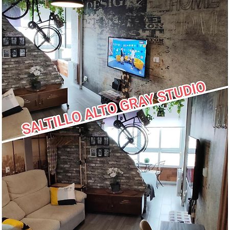 Saltillo Alto Gray Studio. Vistas Al Mar Y Piscina Torremolinos Eksteriør bilde