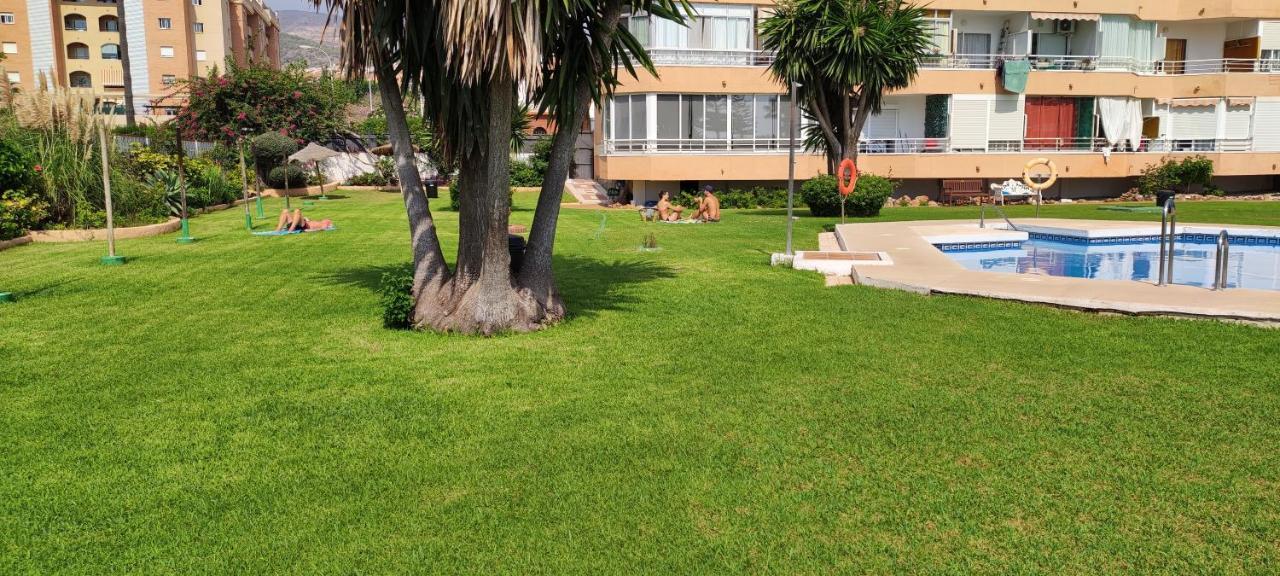 Saltillo Alto Gray Studio. Vistas Al Mar Y Piscina Torremolinos Eksteriør bilde