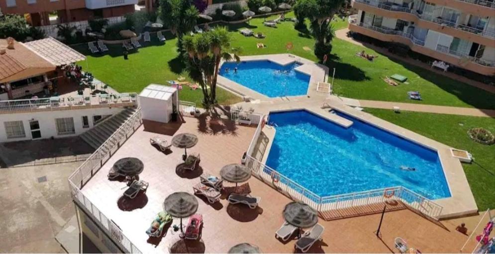 Saltillo Alto Gray Studio. Vistas Al Mar Y Piscina Torremolinos Eksteriør bilde